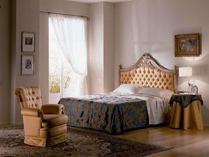 Cimabue bed, Cama tallada, acolchado, pan de oro, para los dormitorios clsicos