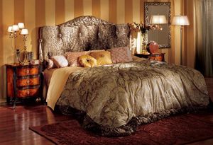 Florence bed, Cama de estilo clsico con cabecera acolchada