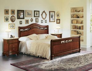 Gardenia cama, Cama en madera de nogal maciza en estilo clsico y lujoso