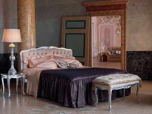 Renoir bed, Cama en estilo clsico, acabado en plata, para los hoteles