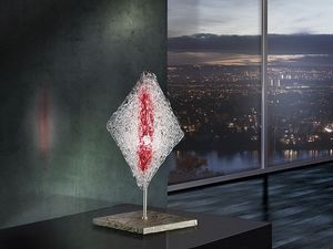 Alaska table lamp, Pantalla de lmpara en forma de diamante, de oficinas en estilo moderno
