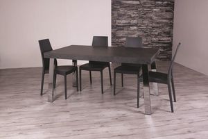 Verona, Mesa de comedor extensible con tapa de madera maciza