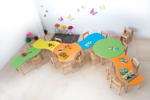 ONDA, Mesa modular para nios, bordes redondeados y esquinas, diferentes colores y formas, para los jardines de infancia y guarderas