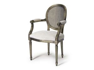 Art.105 armchair, Butaca con asiento y respaldo de paja, estilo Luis XV