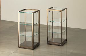 Vitrina expositora de vidrio con ruedas  Vitrinas de aluminio, Vitrinas de  cristal, Vitrinas de vidrio