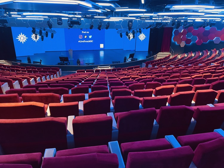 Teatro Crucero MSC World America